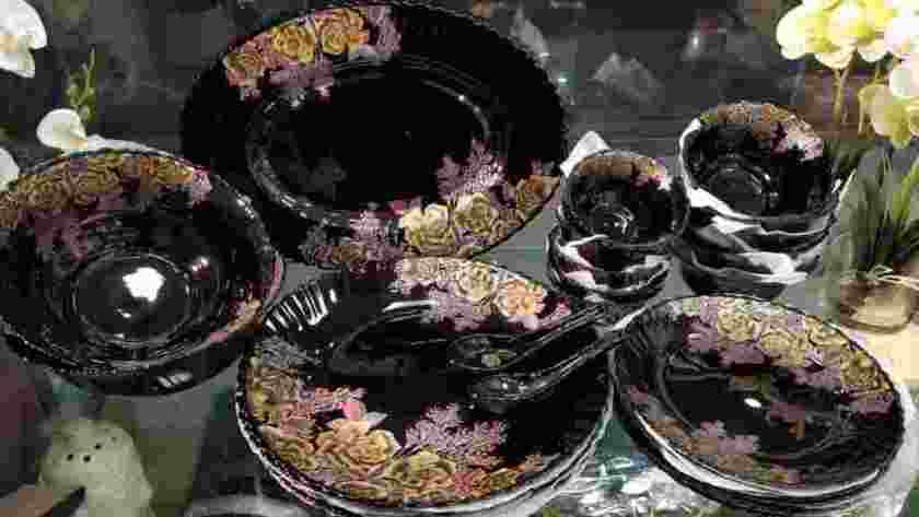 DINNER SET